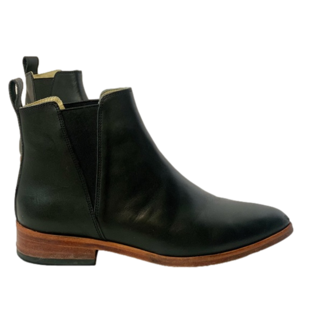 Nisolo Black Leather Women’s Everyday Chelsea Boot Size 6